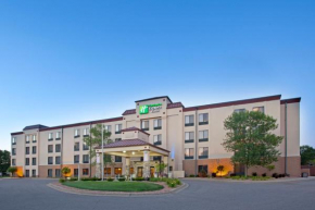 Гостиница Holiday Inn Express Hotel & Suites Minneapolis - Minnetonka, an IHG Hotel  Миннетонка